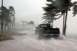 Nombres de huracanes y tormentas